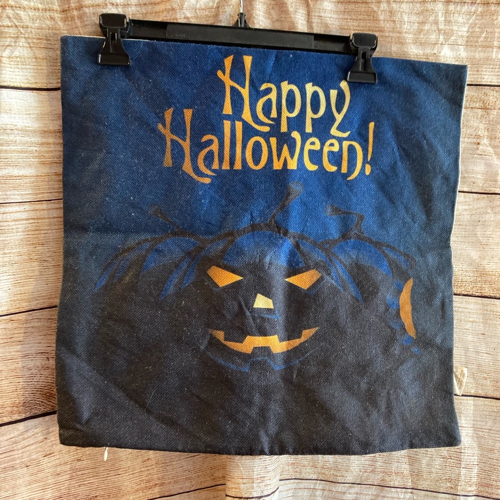 Halloween throw pillow cover 17”x17”